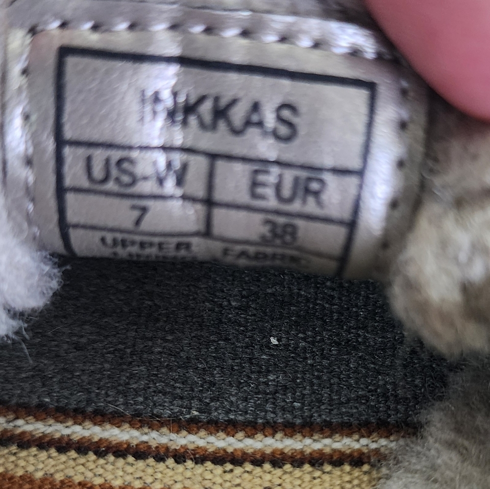 inkkas Gray Fuzzy Mule Slippers with Embroidered Donkey - Picture 6 of 10
